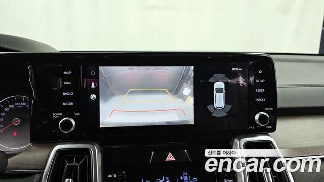 Kia Sorento 2021 — ფოტო 15/20
