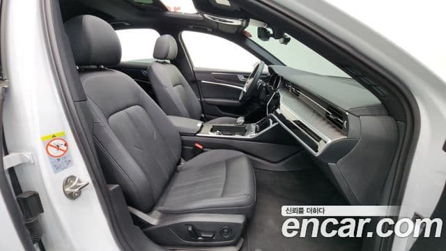 Audi A6 2022 — ფოტო 10/20