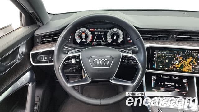 Audi A6 2022 — ფოტო 14/20