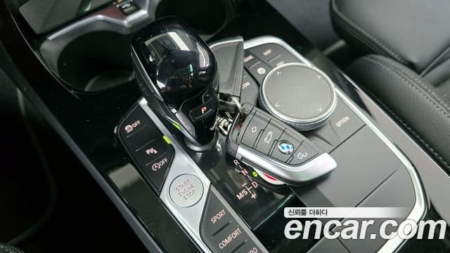 BMW 1 Series 2023 — ფოტო 9/20