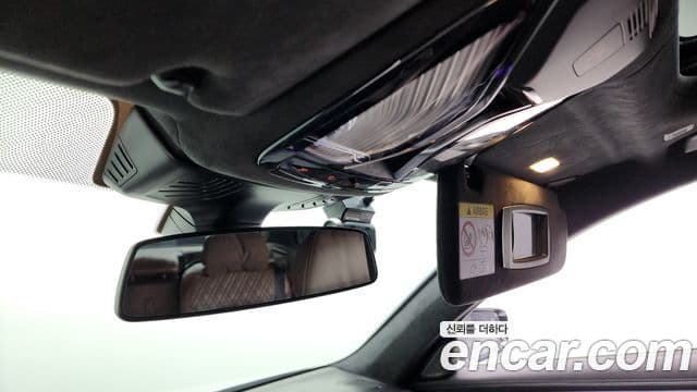 BMW 7 Series 2020 — Photo 27/36