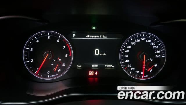 Genesis G70 2018 — ფოტო 15/20