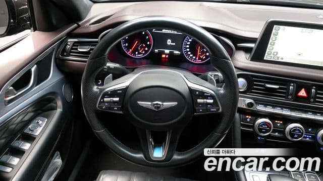 Genesis G70 2018 — ფოტო 17/20