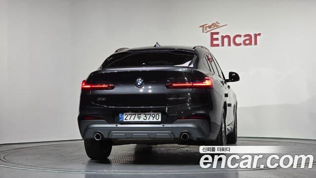 BMW X4 2021 — Şəkil 4/20