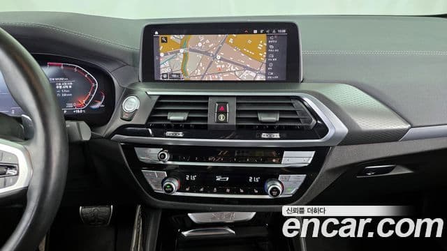 BMW X4 2021 — Şəkil 14/20