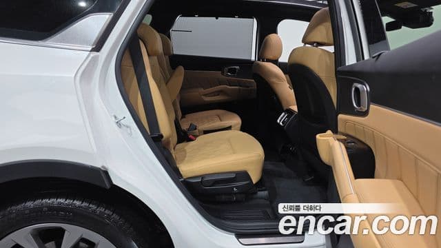 Kia Sorento 2021 — Фото 12/20