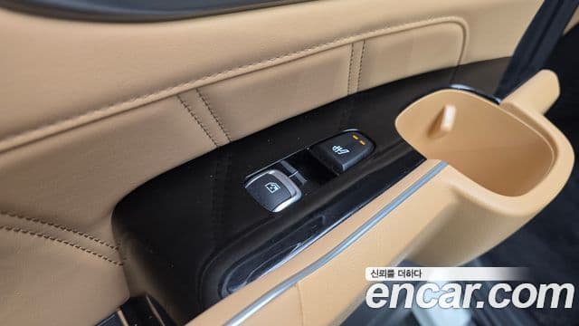 Kia Sorento 2021 — Фото 18/20