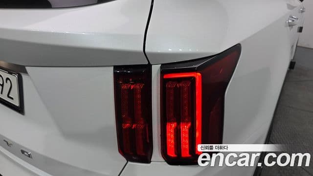 Kia Sorento 2021 — Şəkil 8/33