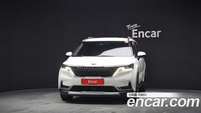Kia Carnival 2021 — Фото 3/20
