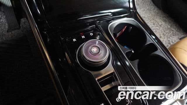 Kia Carnival 2021 — Фото 9/20