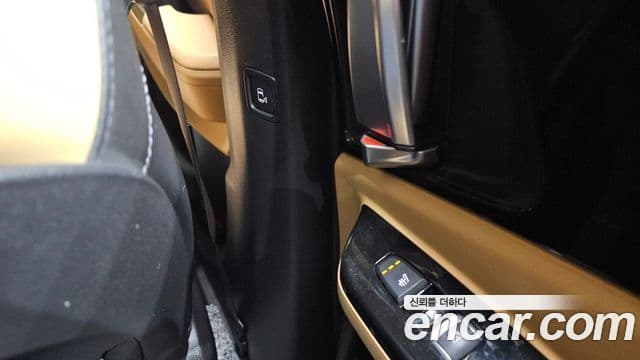 Kia Carnival 2021 — Фото 16/20