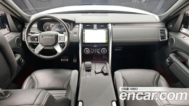 Land Rover Discovery 5 2022 — фото 7 из 20