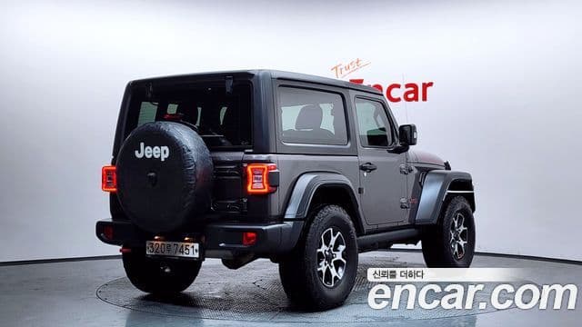 Jeep Wrangler 2020 — ფოტო 1/20