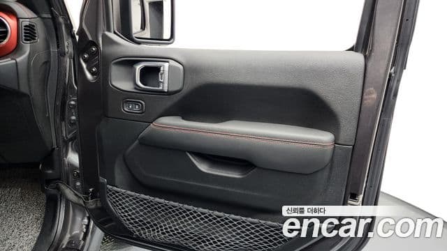 Jeep Wrangler 2020 — Şəkil 15/34