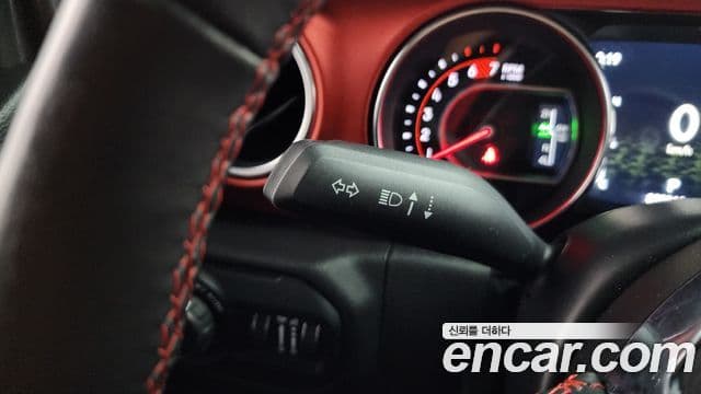 Jeep Wrangler 2020 — Şəkil 6/34