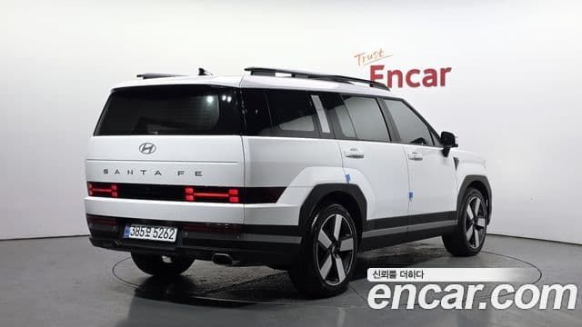 Hyundai Santa Fe 2023 — ფოტო 2/20