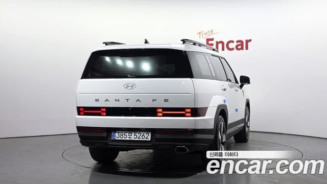 Hyundai Santa Fe 2023 — Фото 4/20