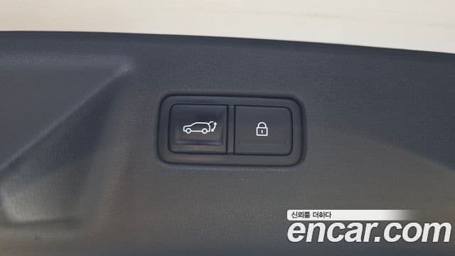 Hyundai Santa Fe 2023 — Фото 20/20