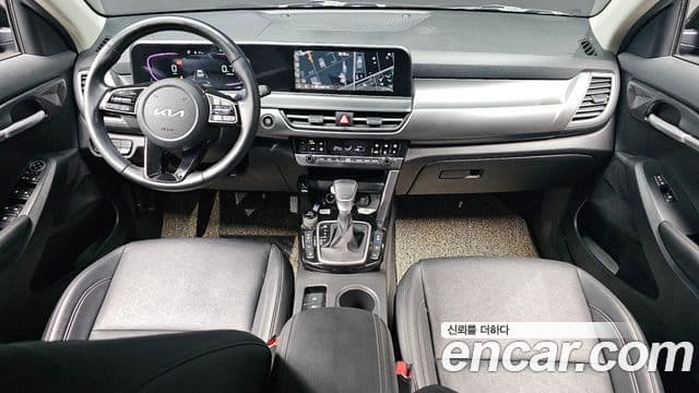 Kia Seltos 2022 — ფოტო 7/20