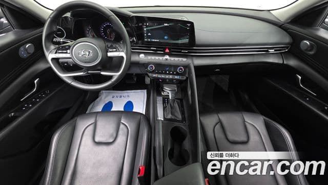 Hyundai The New Avante Hybrid 2023 — ფოტო 9/20