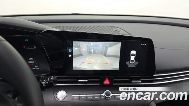 Hyundai The New Avante Hybrid 2023 — ფოტო 4/20
