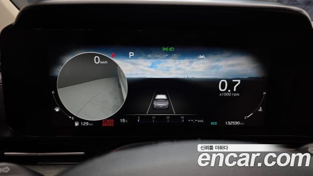 Kia Carnival 2022 — Şəkil 8/20