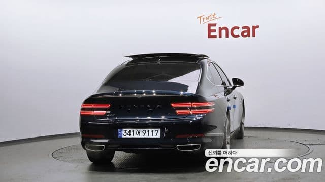 Genesis Electrified G80 2022 — фото 4 из 20