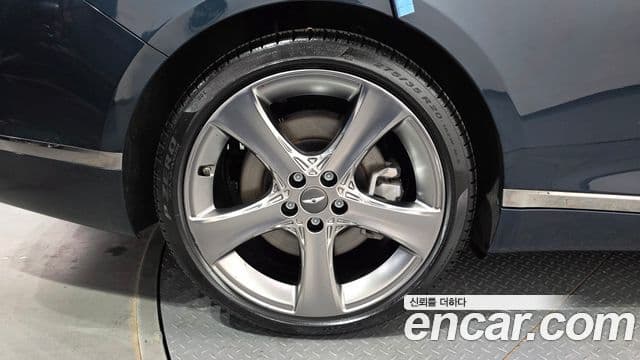 Genesis Electrified G80 2022 — ფოტო 5/20