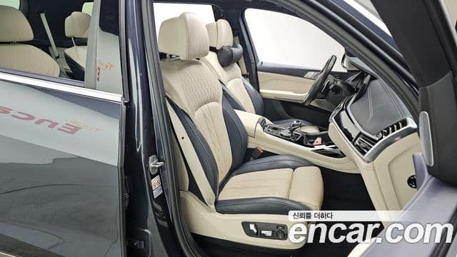 BMW X7 2021 — ფოტო 12/20