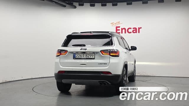 Jeep Compass 2022 — Şəkil 4/20