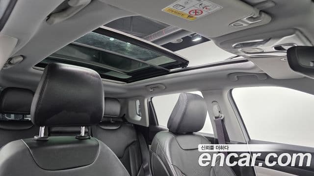 Jeep Compass 2022 — Şəkil 13/20