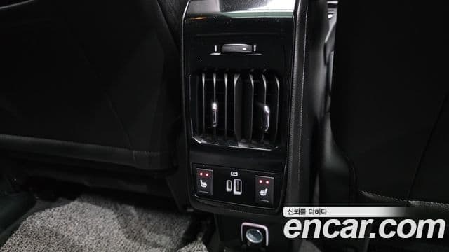 Jeep Compass 2022 — Şəkil 19/20