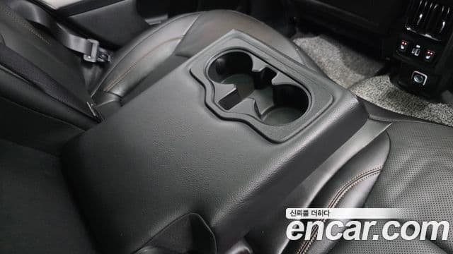 Jeep Compass 2022 — Photo 28/35
