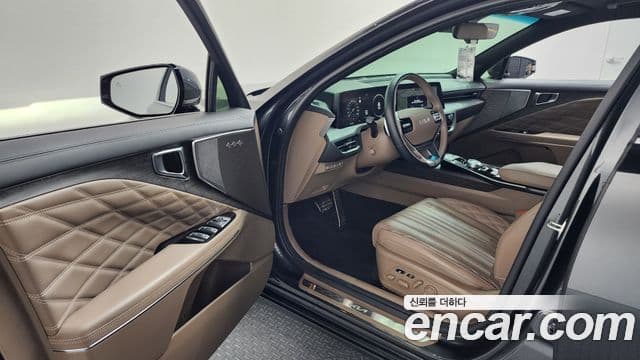 Kia K8 2023 — Şəkil 10/20