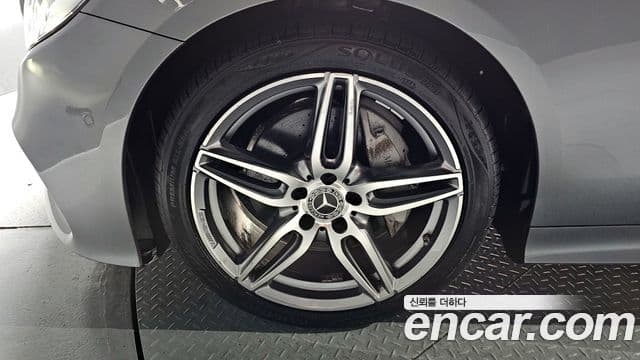 Mercedes-Benz E-Class 2019 — Şəkil 5/20