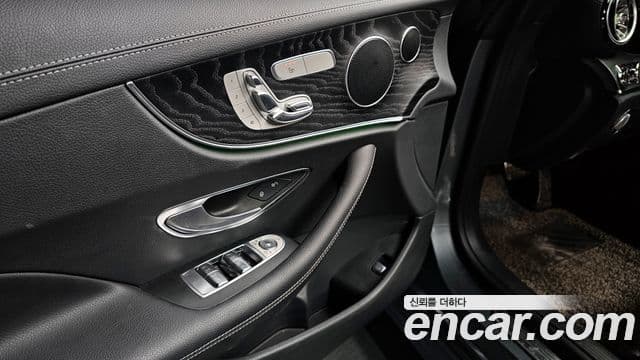 Mercedes-Benz E-Class 2019 — Şəkil 13/20