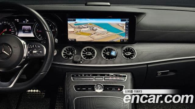 Mercedes-Benz E-Class 2019 — Şəkil 17/20