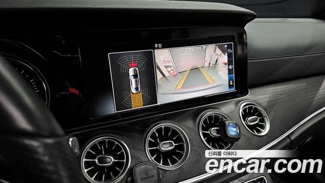 Mercedes-Benz E-Class 2019 — Şəkil 18/20