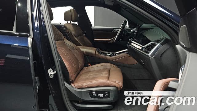 BMW X6 2025 — Фото 10/20