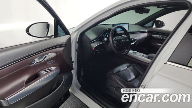 Genesis GV70 2021 — ფოტო 10/20