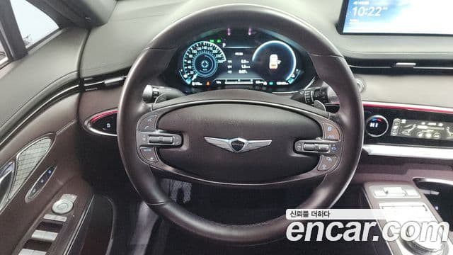 Genesis GV70 2021 — ფოტო 13/20