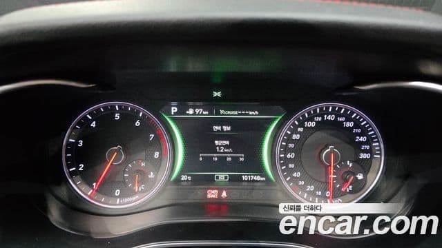 Genesis G70 2018 — Şəkil 8/20