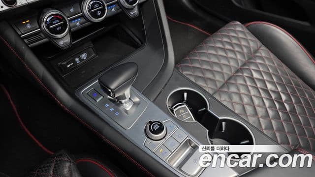 Genesis G70 2018 — Şəkil 9/20