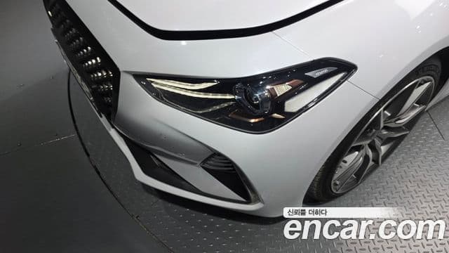 Genesis G70 2018 — Photo 15/30