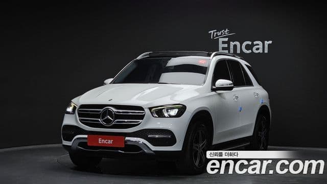 Mercedes-Benz GLE-Class 2020 — Şəkil 6/20