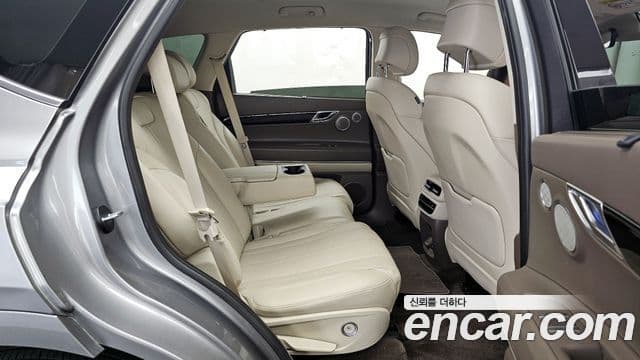 Genesis GV80 2023 — ფოტო 12/20