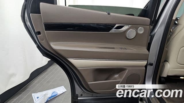 Genesis GV80 2023 — ფოტო 22/33