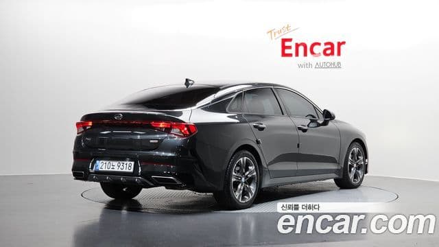Kia K5 2021 — Şəkil 2/20