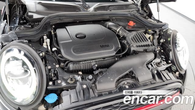 Mini Cooper S Convertible 2020 — ფოტო 6/20