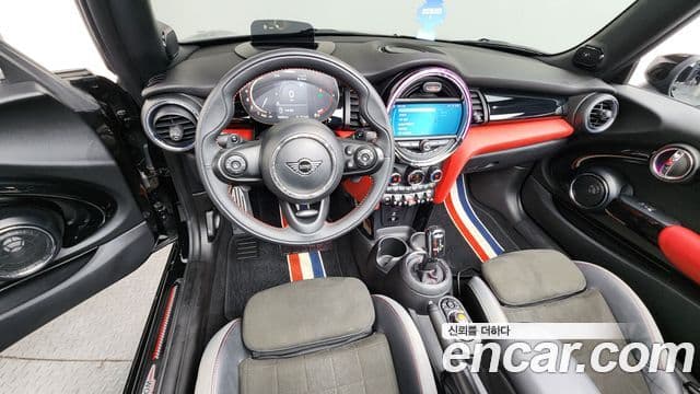 Mini Cooper S Convertible 2020 — ფოტო 7/20